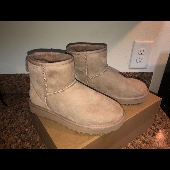 ugg boots fawn color